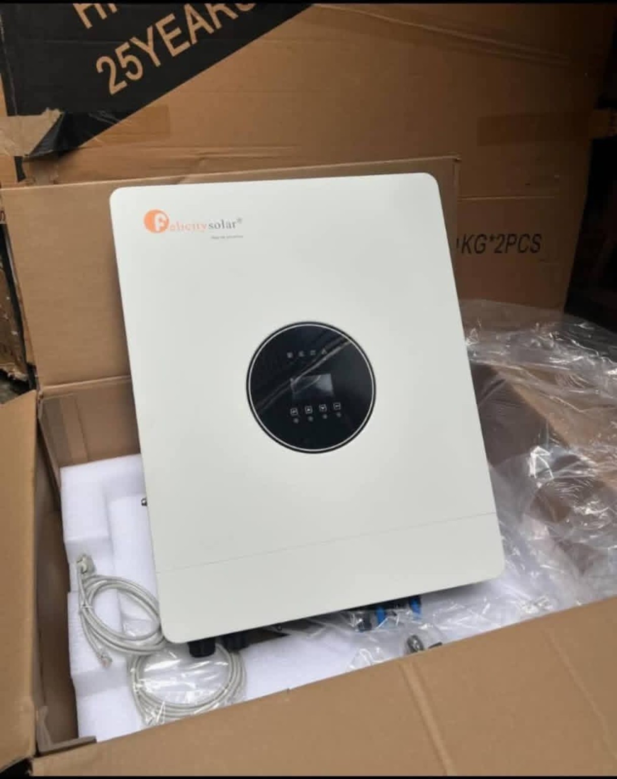 Solar inverter equipment
