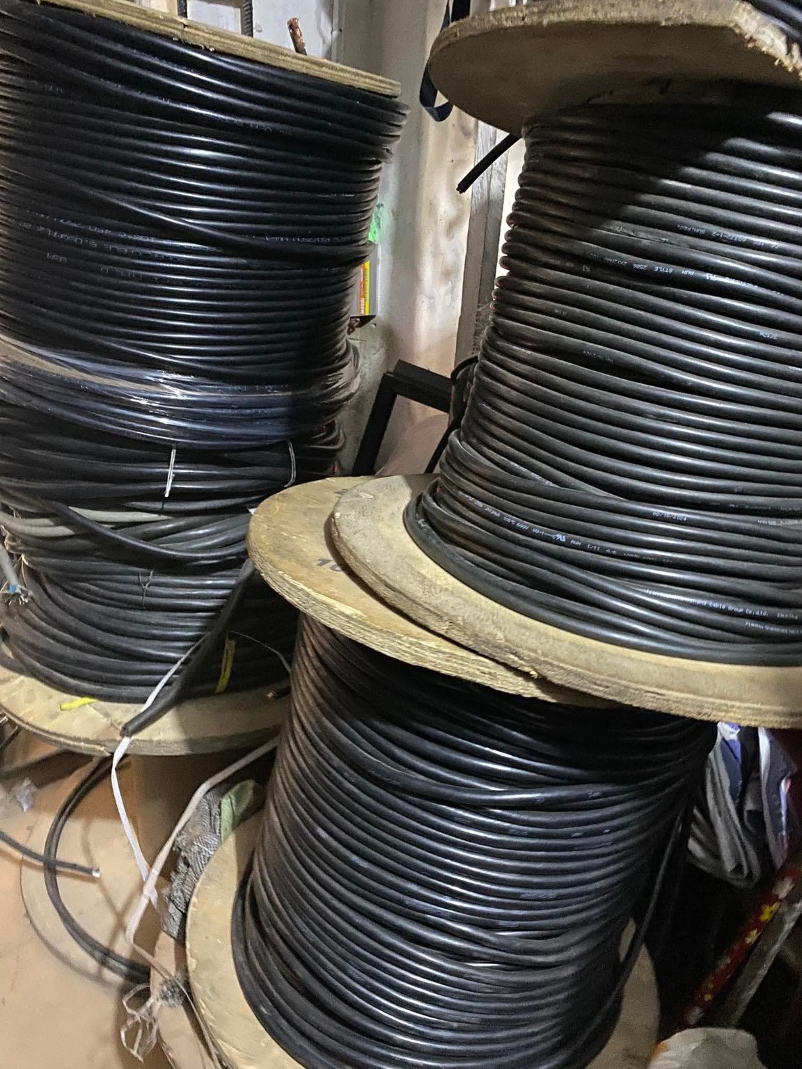 Large cable spools